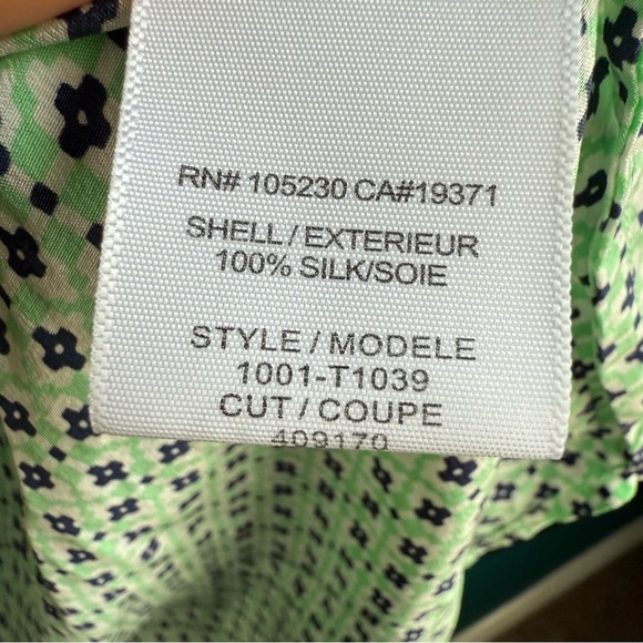 Joie Green Relaxed Buttoned Blouse 100% Silk - Picture 6 of 10